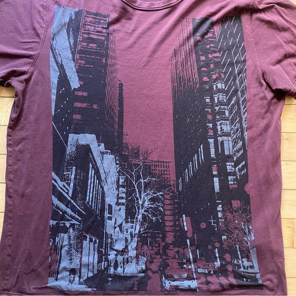 Z Zegna Maroon City Skyline Graphic Tee - Picture 3 of 7